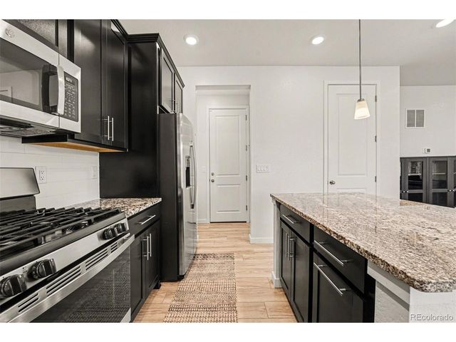 39149 Braxton Ln, Elizabeth, CO 80107