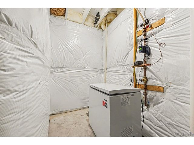 39149 Braxton Ln, Elizabeth, CO 80107