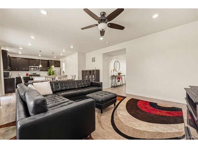 39149 Braxton Ln, Elizabeth, CO 80107