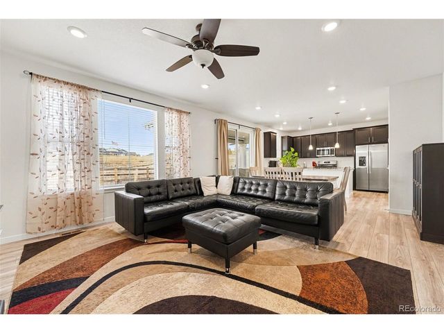 39149 Braxton Ln, Elizabeth, CO 80107