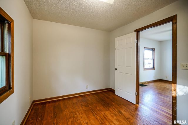 238 COOPER Street, Pekin, IL 61554