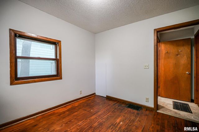 238 COOPER Street, Pekin, IL 61554