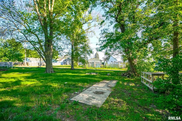 238 COOPER Street, Pekin, IL 61554
