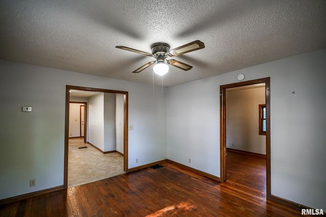 238 COOPER Street, Pekin, IL 61554