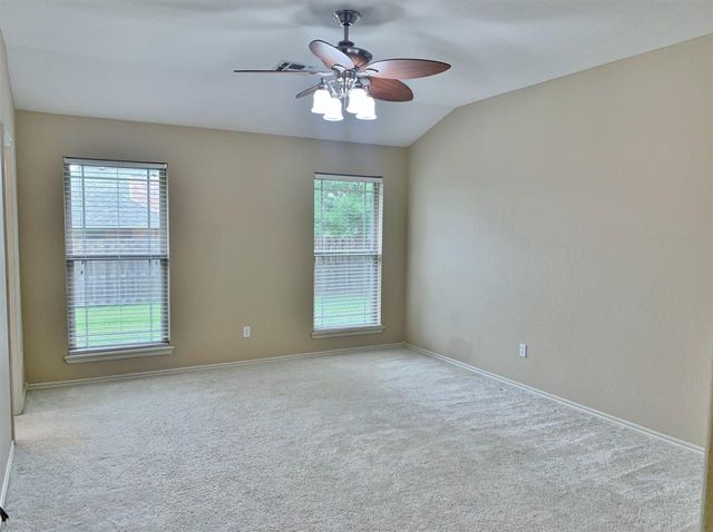 3608 NE Richmond ST, Lawton, OK 73507