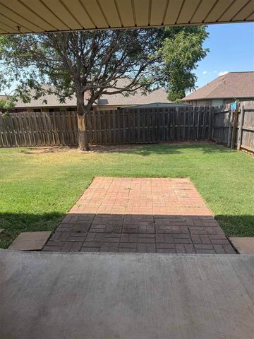 3608 NE Richmond ST, Lawton, OK 73507