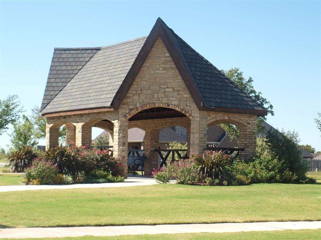 3608 NE Richmond ST, Lawton, OK 73507