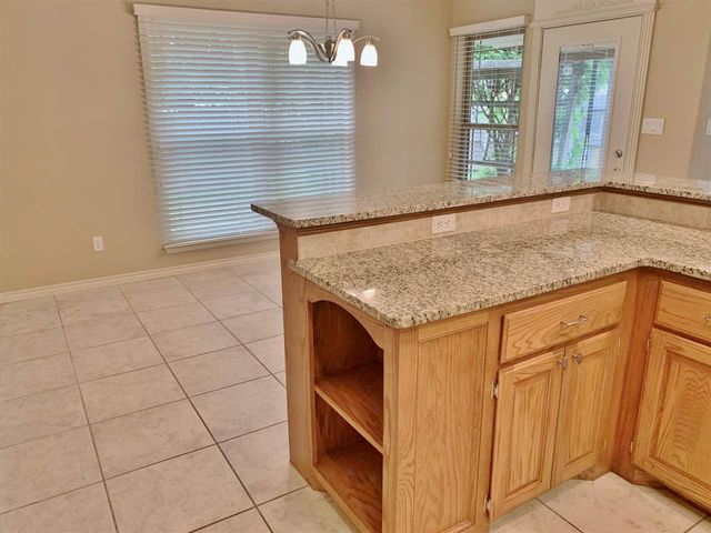 3608 NE Richmond ST, Lawton, OK 73507