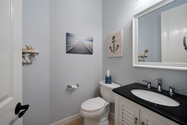 13906 Lake Benbrook Drive, Houston, TX 77044