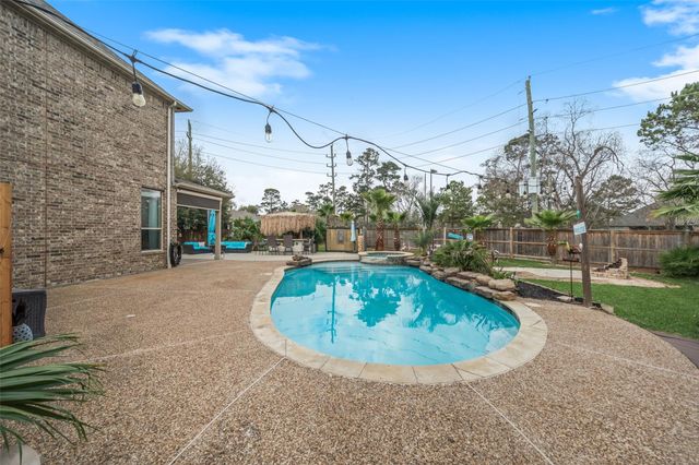 13906 Lake Benbrook Drive, Houston, TX 77044