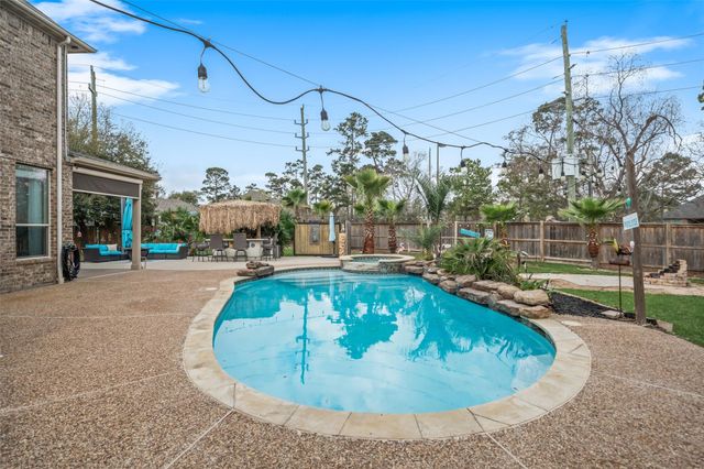 13906 Lake Benbrook Drive, Houston, TX 77044