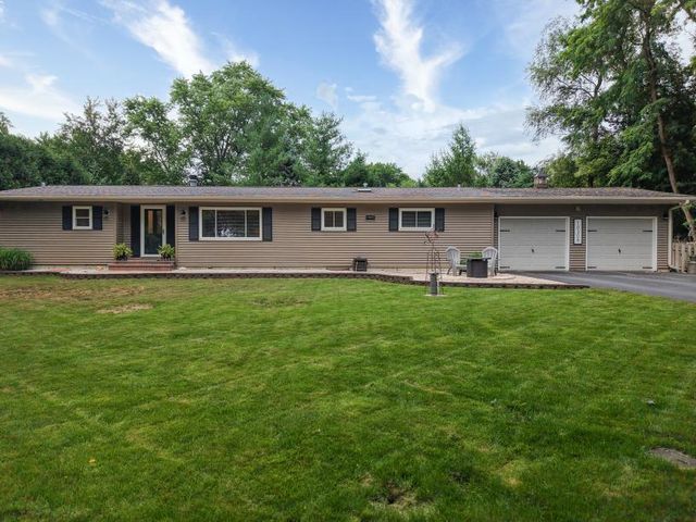 10308 Kenilworth Avenue, Algonquin, IL 60102