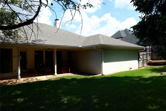 1804 High Vista Court, Fort Worth, TX 76112