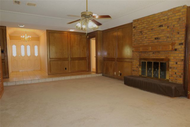 1804 High Vista Court, Fort Worth, TX 76112