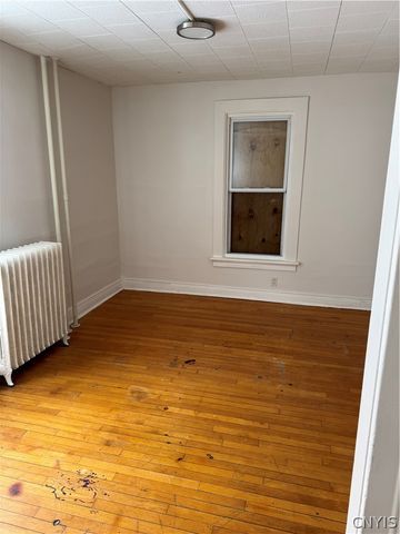 1014 Carbon Street, Syracuse, NY 13208
