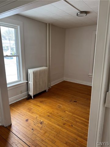 1014 Carbon Street, Syracuse, NY 13208
