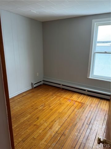 1014 Carbon Street, Syracuse, NY 13208