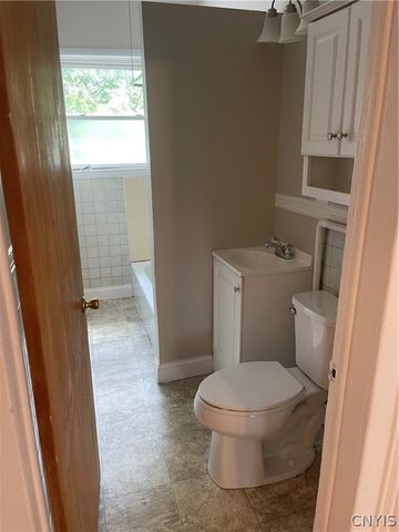 1014 Carbon Street, Syracuse, NY 13208