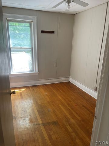 1014 Carbon Street, Syracuse, NY 13208