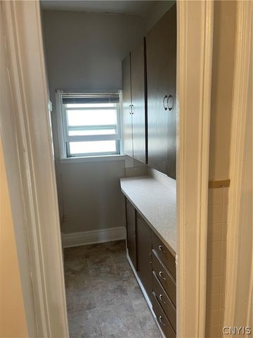 1014 Carbon Street, Syracuse, NY 13208