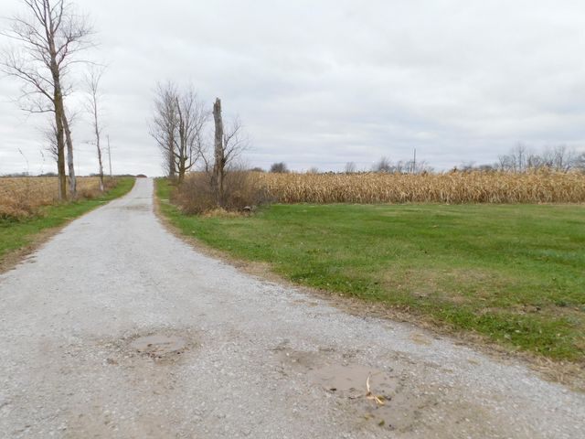 16015 Broadway Street, Lowell, IN 46356