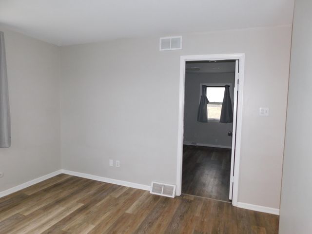 16015 Broadway Street, Lowell, IN 46356