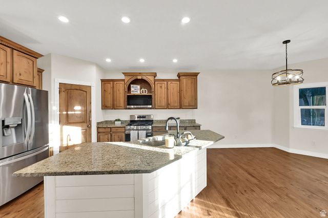 15596 S BROKEN ARROW DR, Bluffdale, UT 84065
