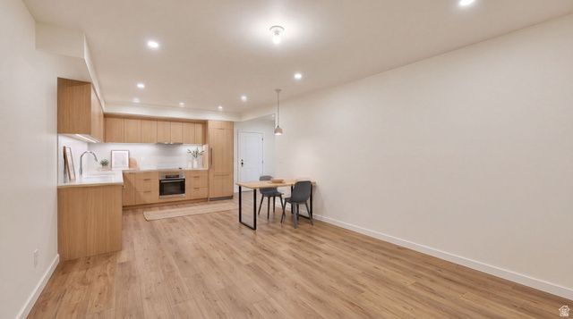 15596 S BROKEN ARROW DR, Bluffdale, UT 84065