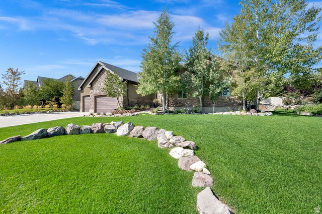 15596 S BROKEN ARROW DR, Bluffdale, UT 84065