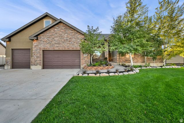 15596 S BROKEN ARROW DR, Bluffdale, UT 84065