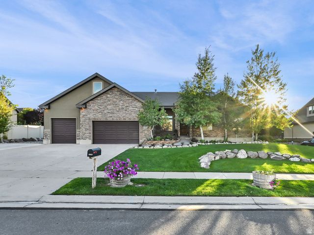 15596 S BROKEN ARROW DR, Bluffdale, UT 84065