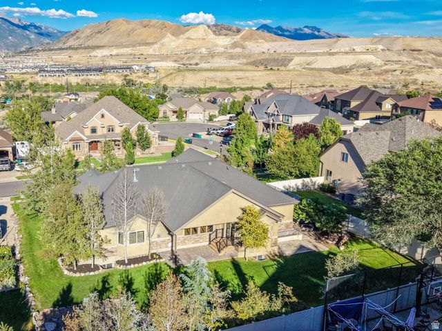 15596 S BROKEN ARROW DR, Bluffdale, UT 84065