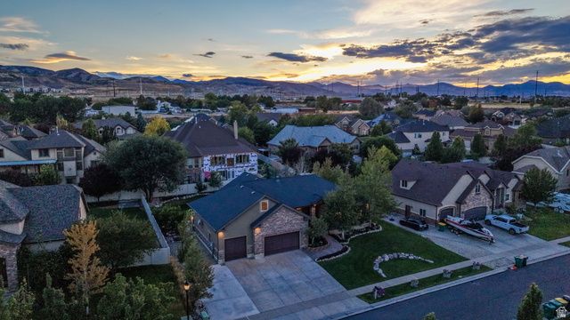 15596 S BROKEN ARROW DR, Bluffdale, UT 84065