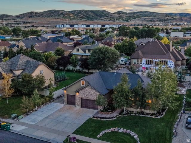 15596 S BROKEN ARROW DR, Bluffdale, UT 84065