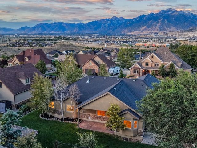 15596 S BROKEN ARROW DR, Bluffdale, UT 84065
