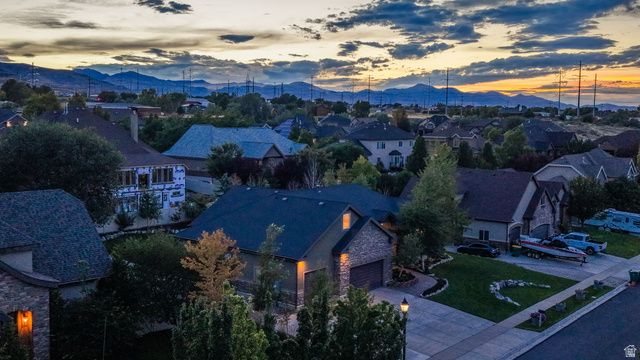 15596 S BROKEN ARROW DR, Bluffdale, UT 84065
