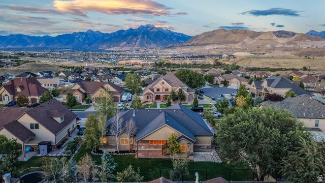 15596 S BROKEN ARROW DR, Bluffdale, UT 84065