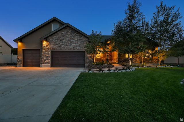 15596 S BROKEN ARROW DR, Bluffdale, UT 84065