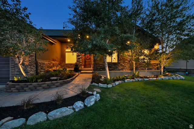 15596 S BROKEN ARROW DR, Bluffdale, UT 84065
