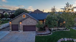 15596 S BROKEN ARROW DR, Bluffdale, UT 84065