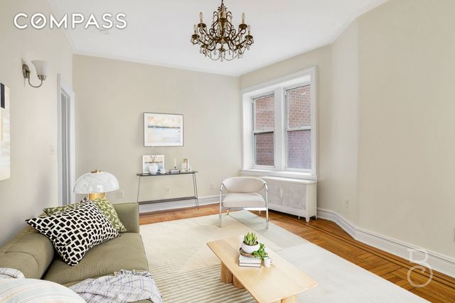 8355 Lefferts Blvd Apt 1F, New York City, NY 11415