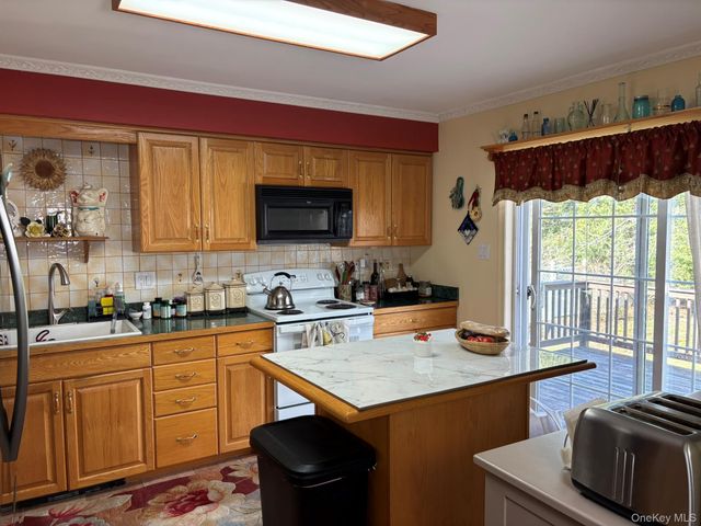 5 Country View Road, Millerton, NY 12546