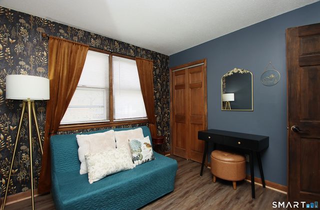 13 Twin Circle Road, West Haven, CT 06516