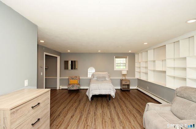 13 Twin Circle Road, West Haven, CT 06516