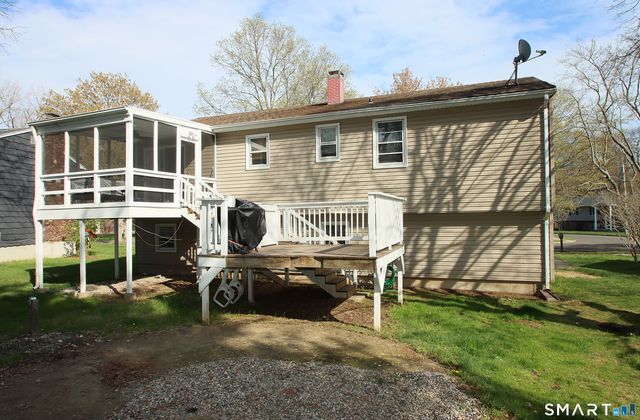 13 Twin Circle Road, West Haven, CT 06516