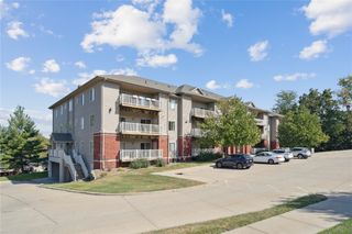 470 N 1st Avenue 202, Iowa City, IA 52245