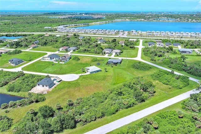 316 Sunset RD, Rotonda West, FL 33947