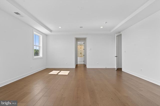 861 N MANCHESTER ST, Arlington, VA 22205
