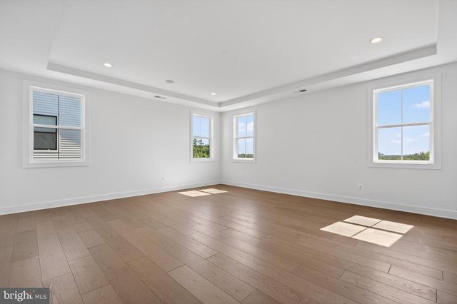 861 N MANCHESTER ST, Arlington, VA 22205