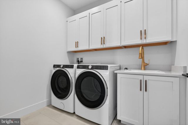 861 N MANCHESTER ST, Arlington, VA 22205